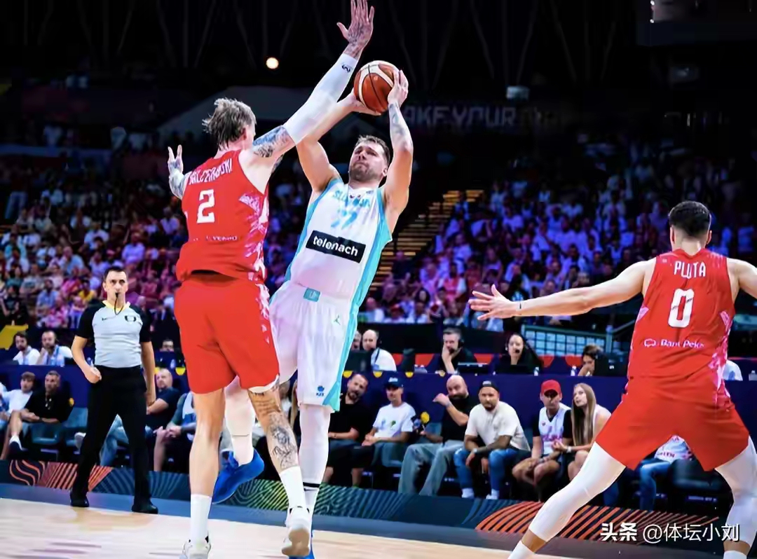 波兰队在欧洲锦标赛预选赛中一路领先，积分榜第一的简单介绍