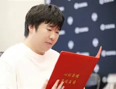 C7娱乐中国-不莱梅遭遇惨败，教练组开始思索战术调整的简单介绍