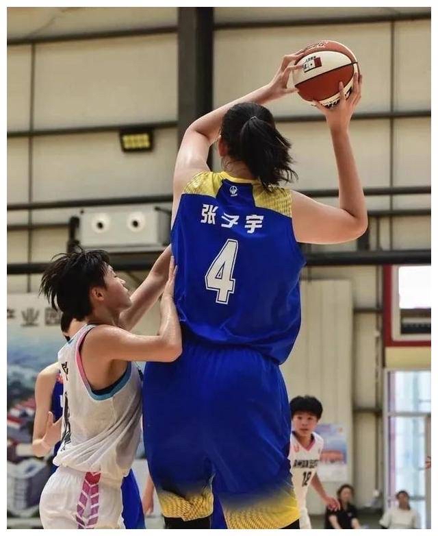 俄罗斯篮球队在亚洲锦标赛中发挥出色(俄罗斯篮球队在亚洲锦标赛中发挥出色吗)